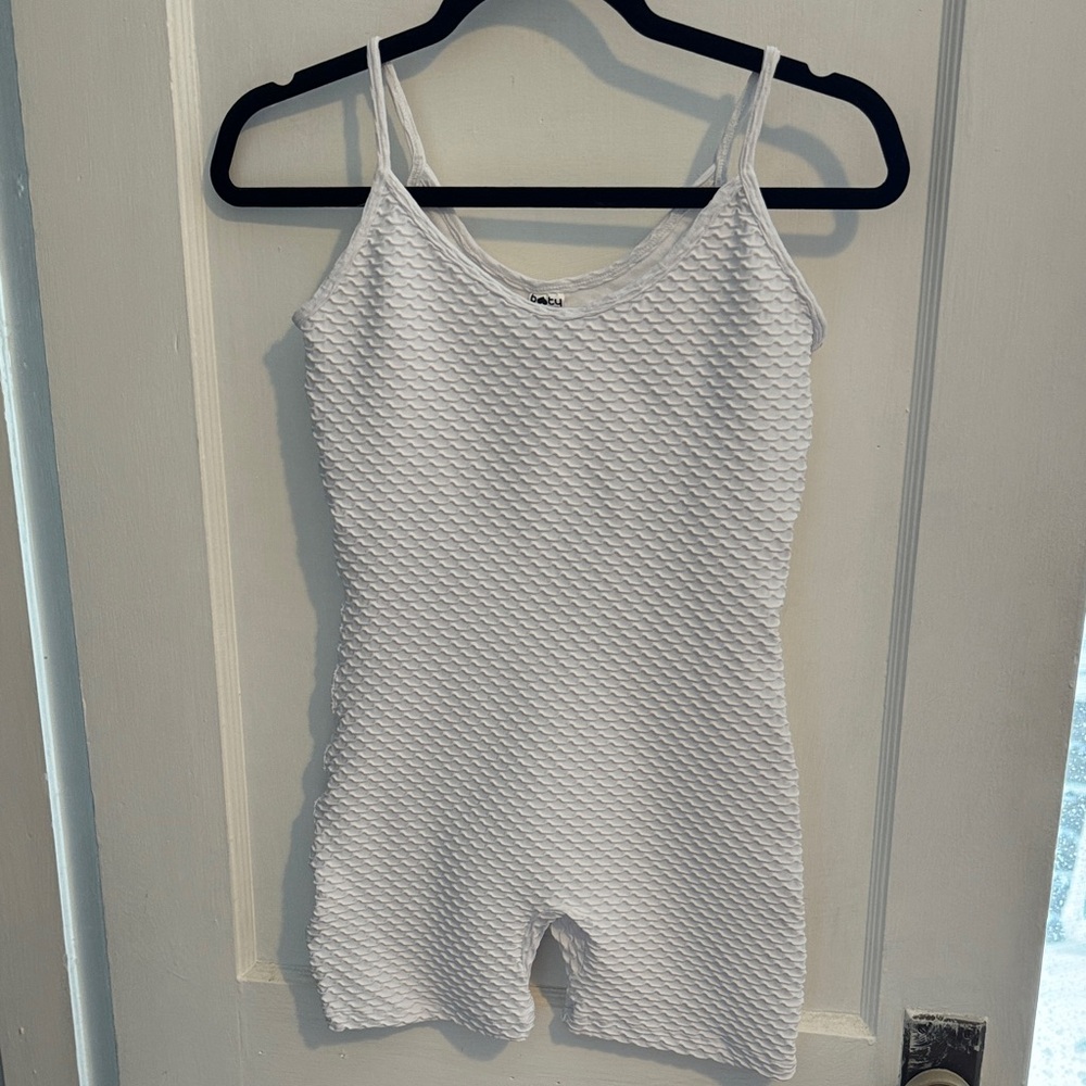 Booty by Brabants White Textured Romper/ onesie